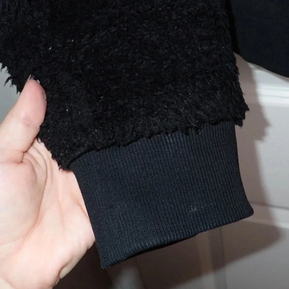 Lululemon Textured Fleece 1/2 Zip Black Size 12 - Picture 5 of 12